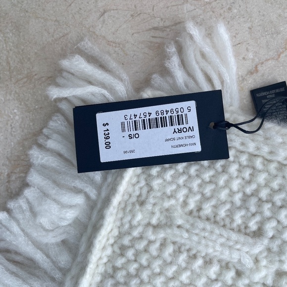 TED BAKER SCARF NEW WITH TAGS - Picture 3 of 4